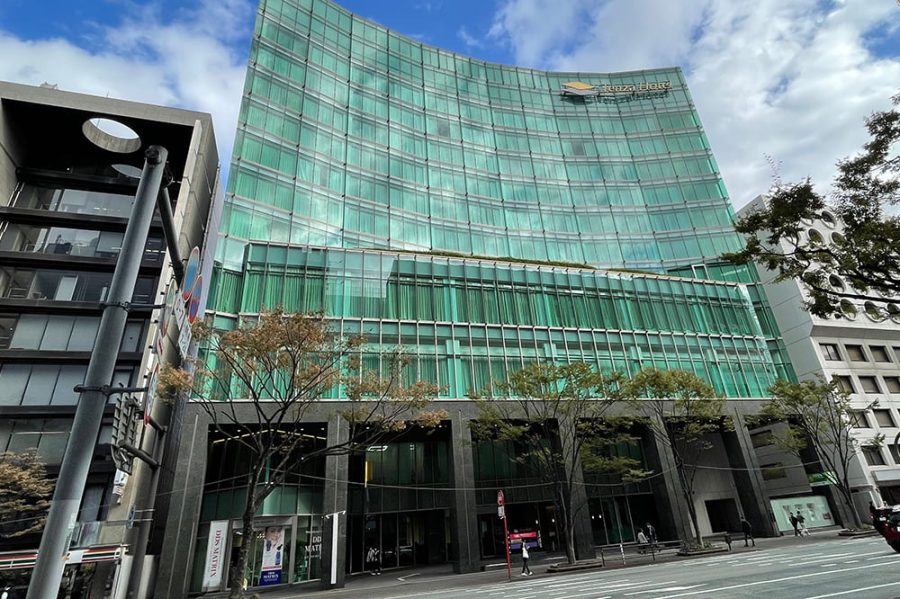 博多駅から徒歩3分。通院しやすい好立地。