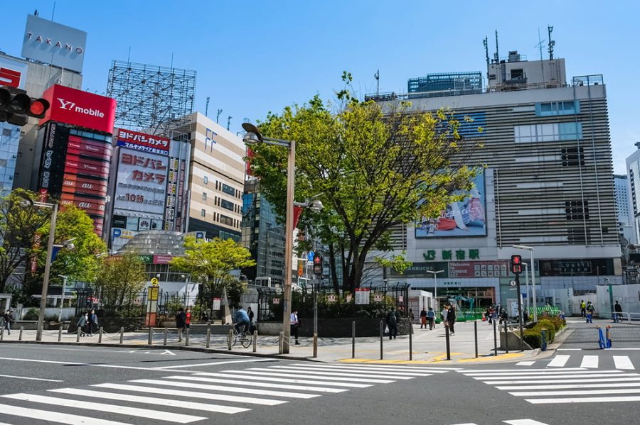 新宿駅直結。通院しやすい好立地。