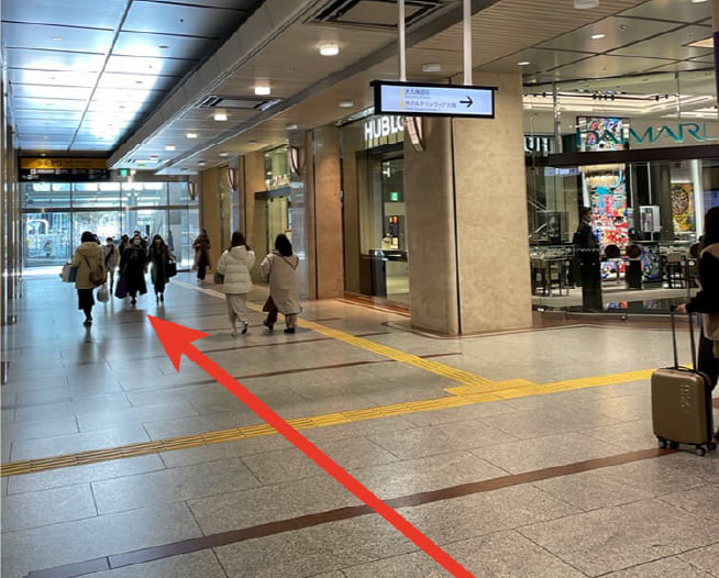 にしたんARTクリニック大阪院へ大阪駅から徒歩で向かう道順を説明した画像